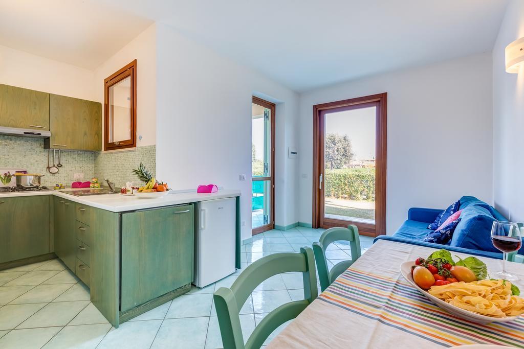 Aparthotel Terra Felice à San Felice Circeo Chambre photo